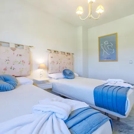 아파트 Lirio & Parking & Piscina